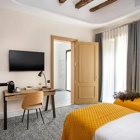 Hotel Cal Roure Boutique 4*