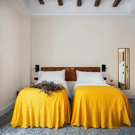 Cal Roure Boutique Hotel 4*